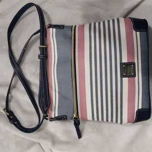 Dooney & Bourke crossbody purse